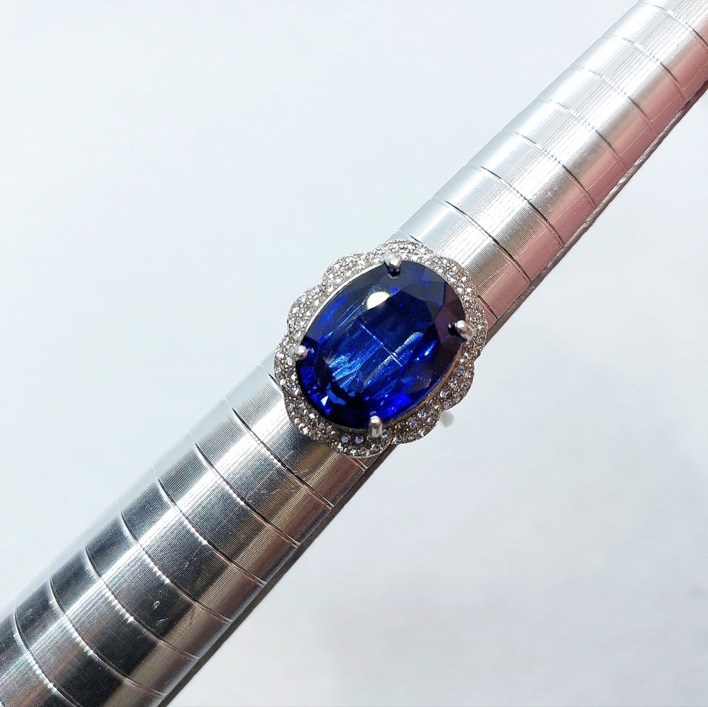 8.76ct Luxurious Natural Royal Blue Sapphire Ring In Stetling Silver